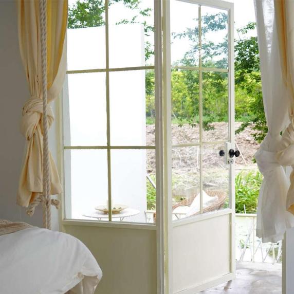 客房松音封面图